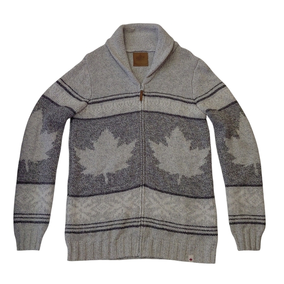 Cozy Gray Leaf Pattern Canada Cardigan - Picture 1 of 9
